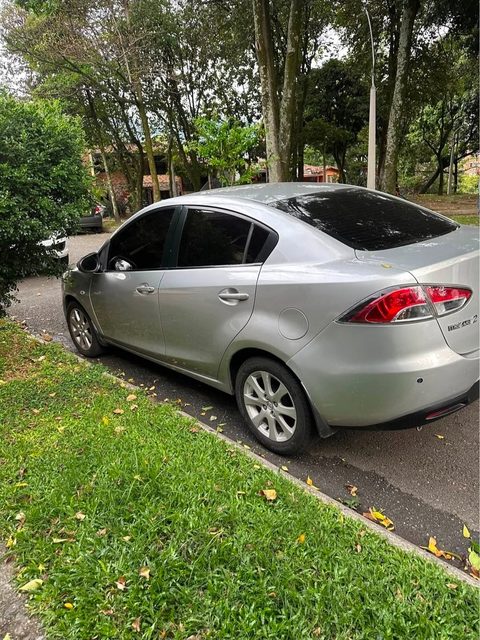 Foto Mazda 2