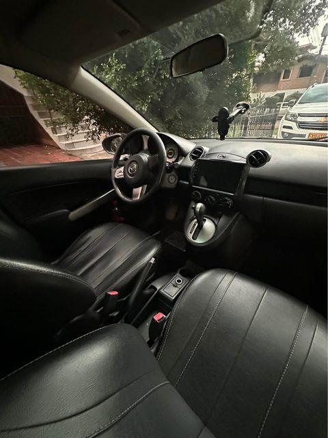 Foto Mazda 2