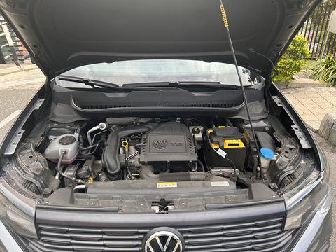 Foto Volkswagen T-Cross